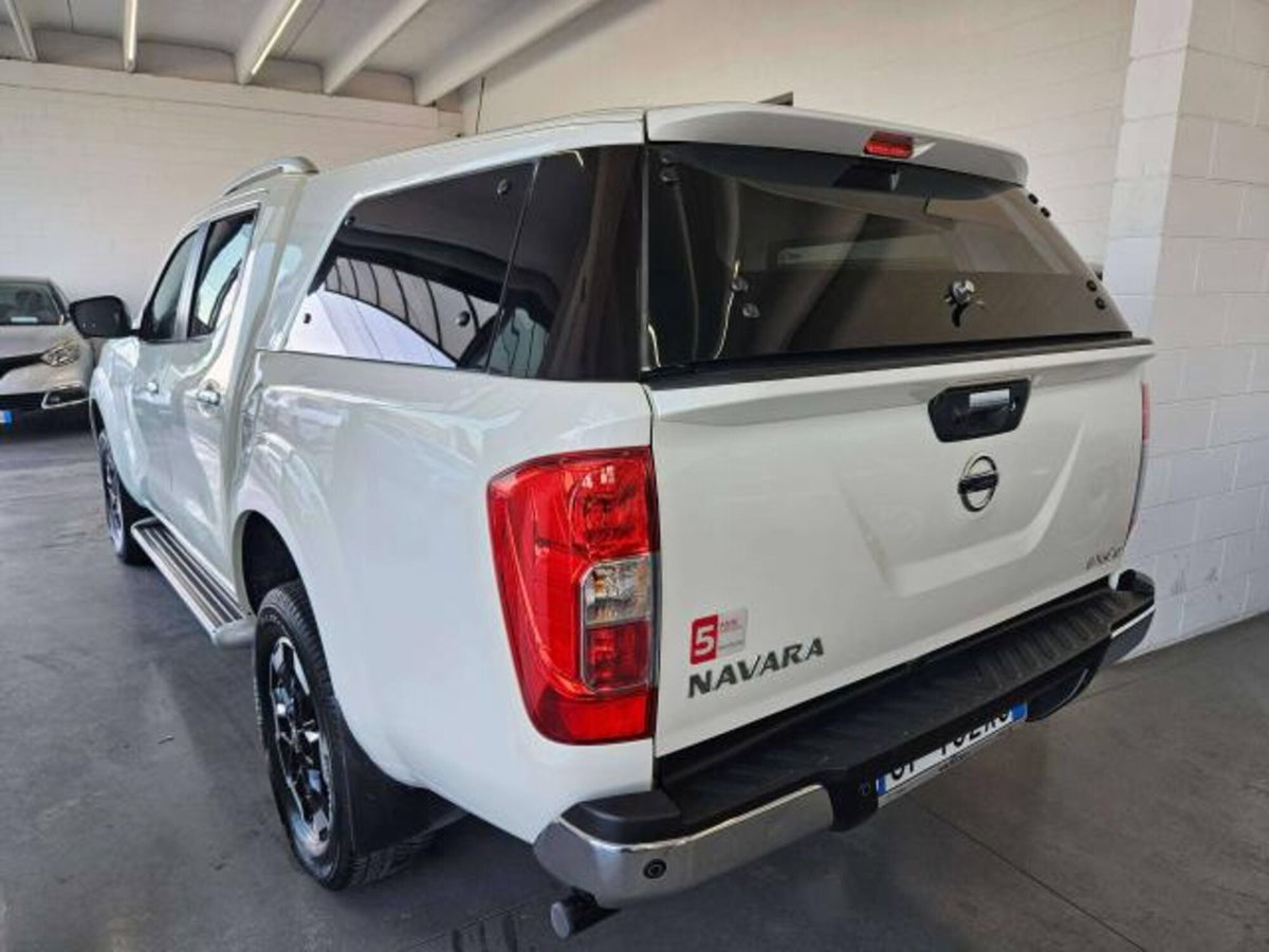 Nissan Navara 2.3 dCi 190 CV 7AT 4WD Double Cab N-Guard (4)