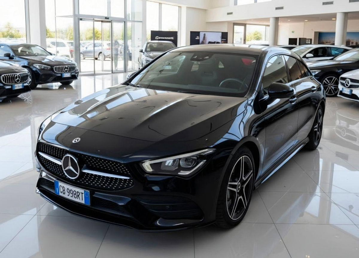 Mercedes-Benz CLA Shooting Brake 200 d Shooting Brake Premium (2)