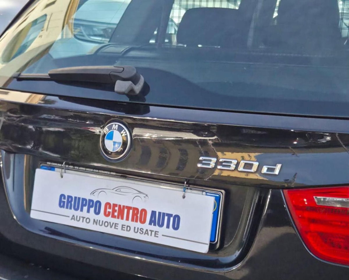 BMW Serie 3 Touring 330d cat  Futura (8)