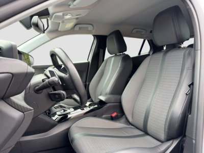 Peugeot 2008 PureTech 130 S&S EAT8 GT Pack (9)