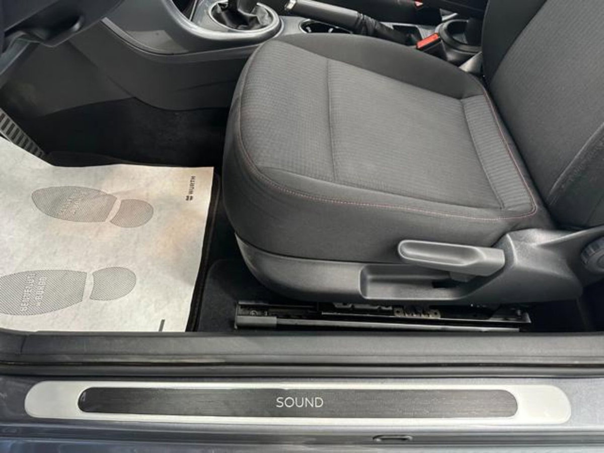 Volkswagen Maggiolino Cabrio 1.2 TSI Design BlueMotion Technology (17)