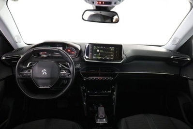 Peugeot 2008 BlueHDi 130 S&S EAT8 Allure Pack (4)