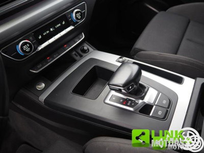 Audi Q5 40 TDI 204 CV quattro S tronic Business (15)
