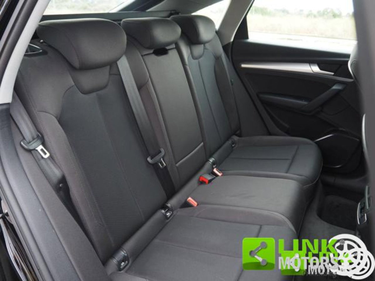 Audi Q5 40 TDI 204 CV quattro S tronic Business (20)