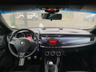 Alfa Romeo Giulietta 1.4 Turbo Distinctive 120cv (11)
