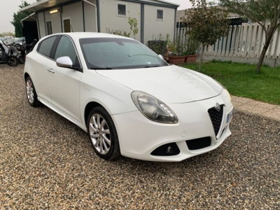 Alfa Romeo Giulietta 1.4 Turbo Distinctive 120cv (7)