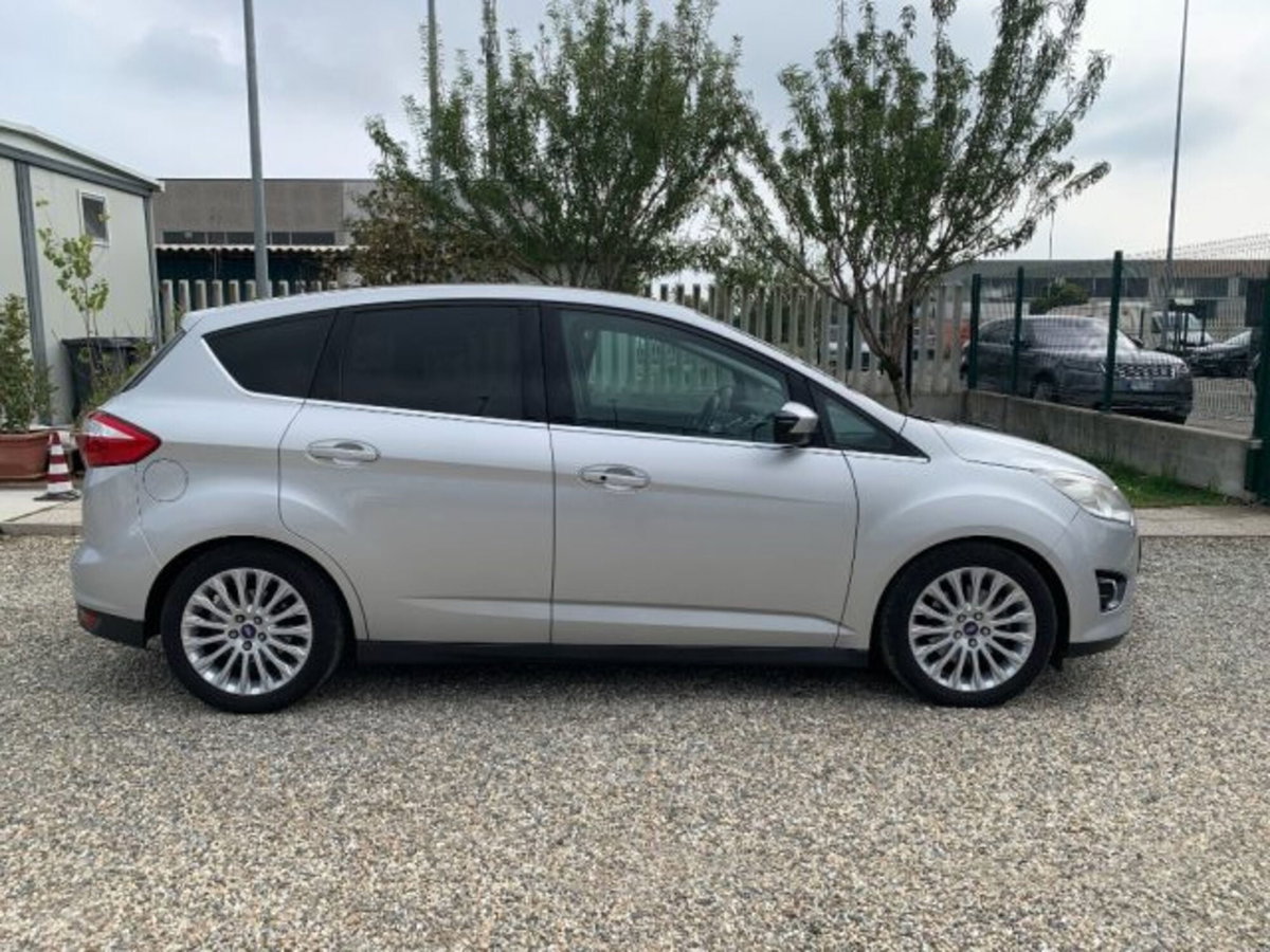 Ford C-Max 1.6 TDCi 115CV Titanium (6)
