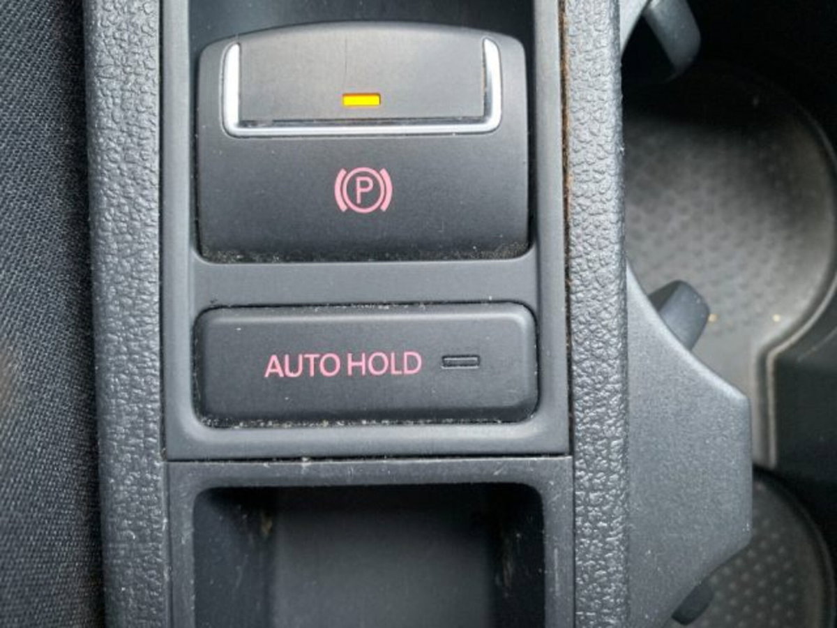 Volkswagen Tiguan 2.0 TDI DPF Trend & Fun BlueMotion Tech. (19)