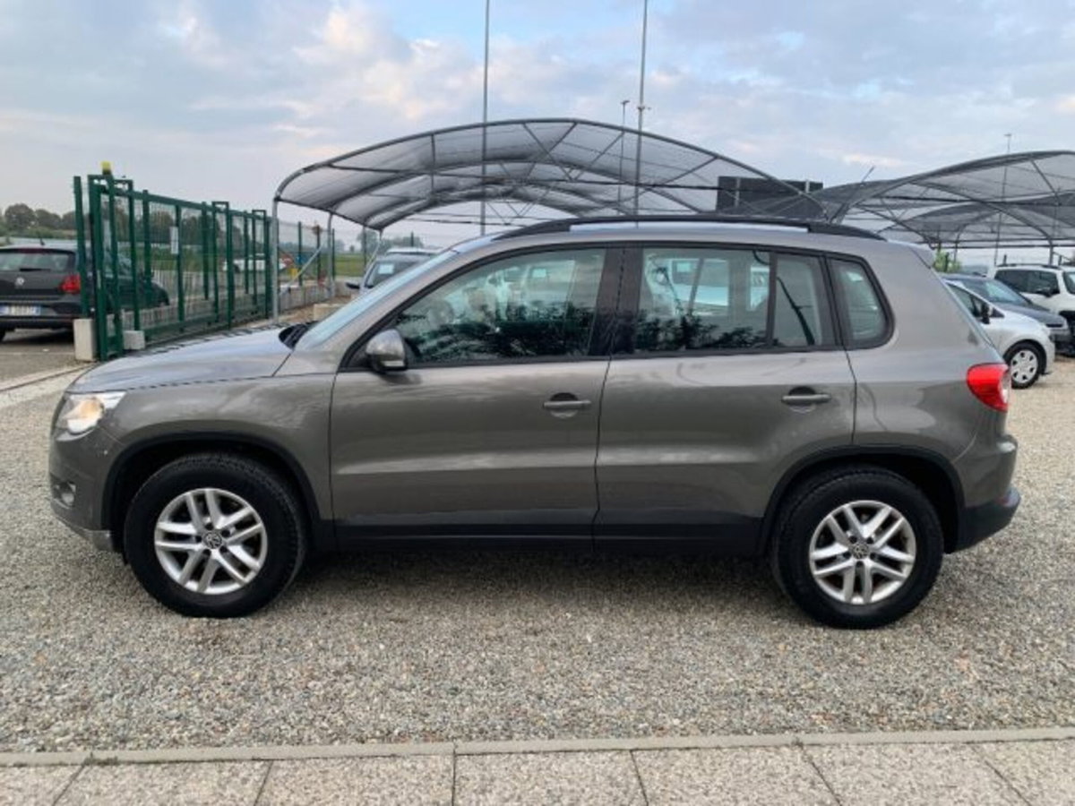 Volkswagen Tiguan 2.0 TDI DPF Trend & Fun BlueMotion Tech. (2)