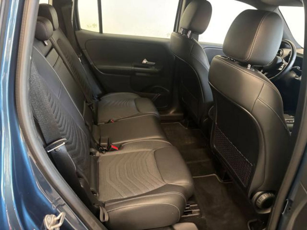Mercedes-Benz GLB 200 d Business Extra auto 7p.ti (13)