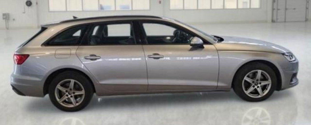 Audi A4 Avant 35 TDI/163 CV S tronic Business Advanced (6)