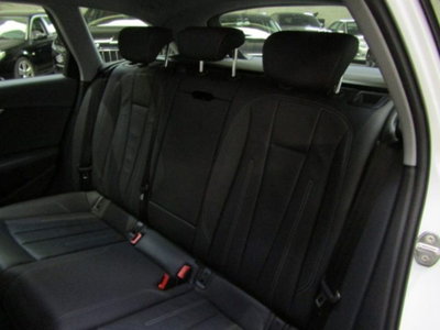 Audi A4 Allroad 40 TDI 190 CV S tronic Business Evolution (12)