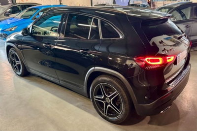 Mercedes-Benz GLA SUV 200 d Automatic Premium (2)