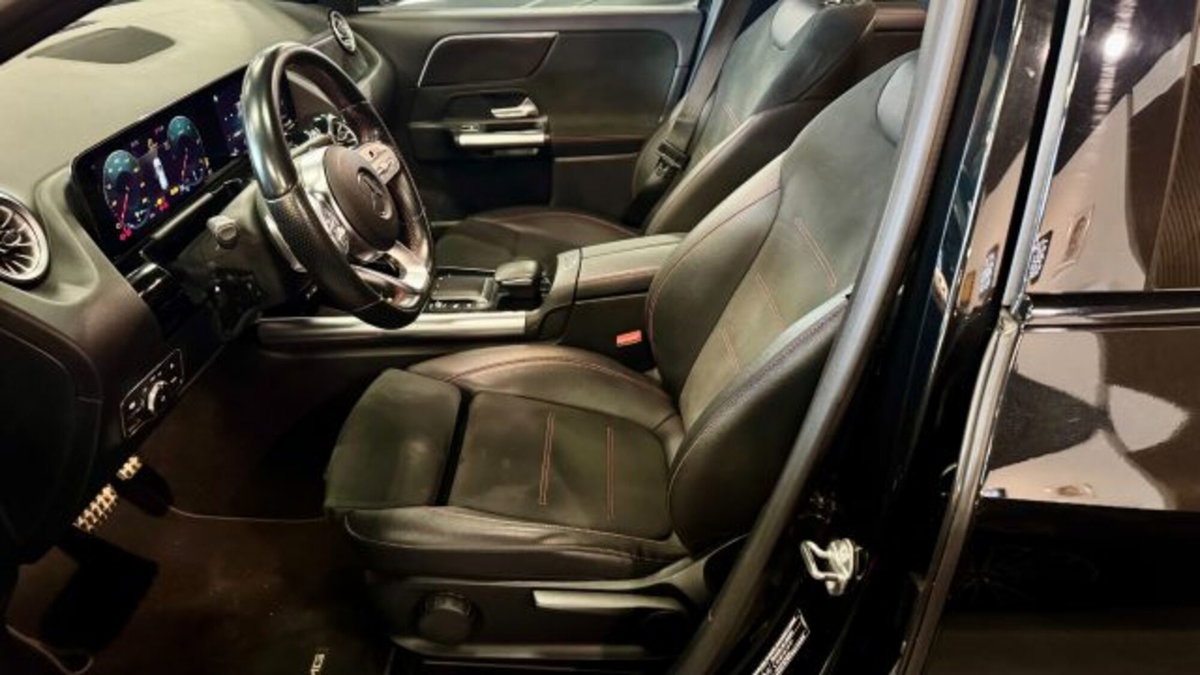 Mercedes-Benz GLA SUV 200 d Automatic Premium (8)