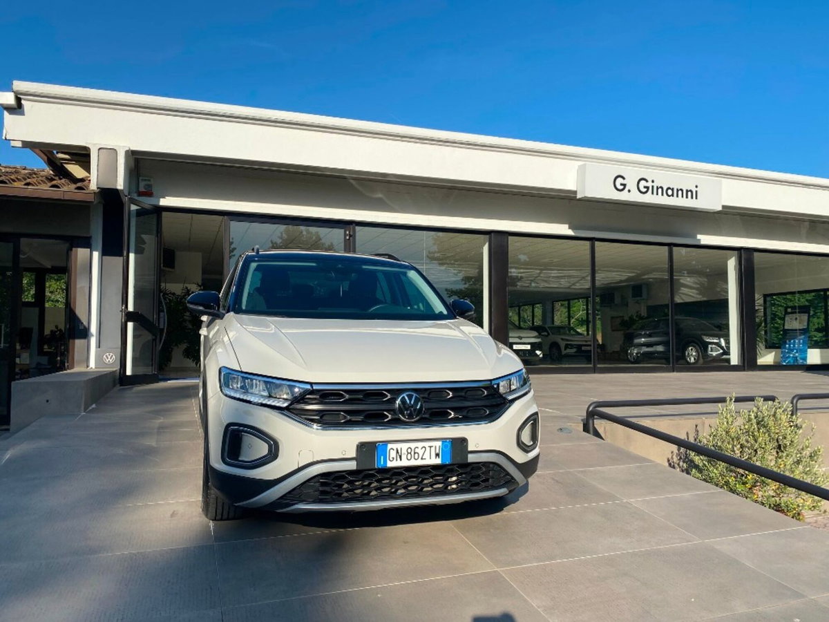Volkswagen T-Roc 2.0 tdi Life 115cv (5)