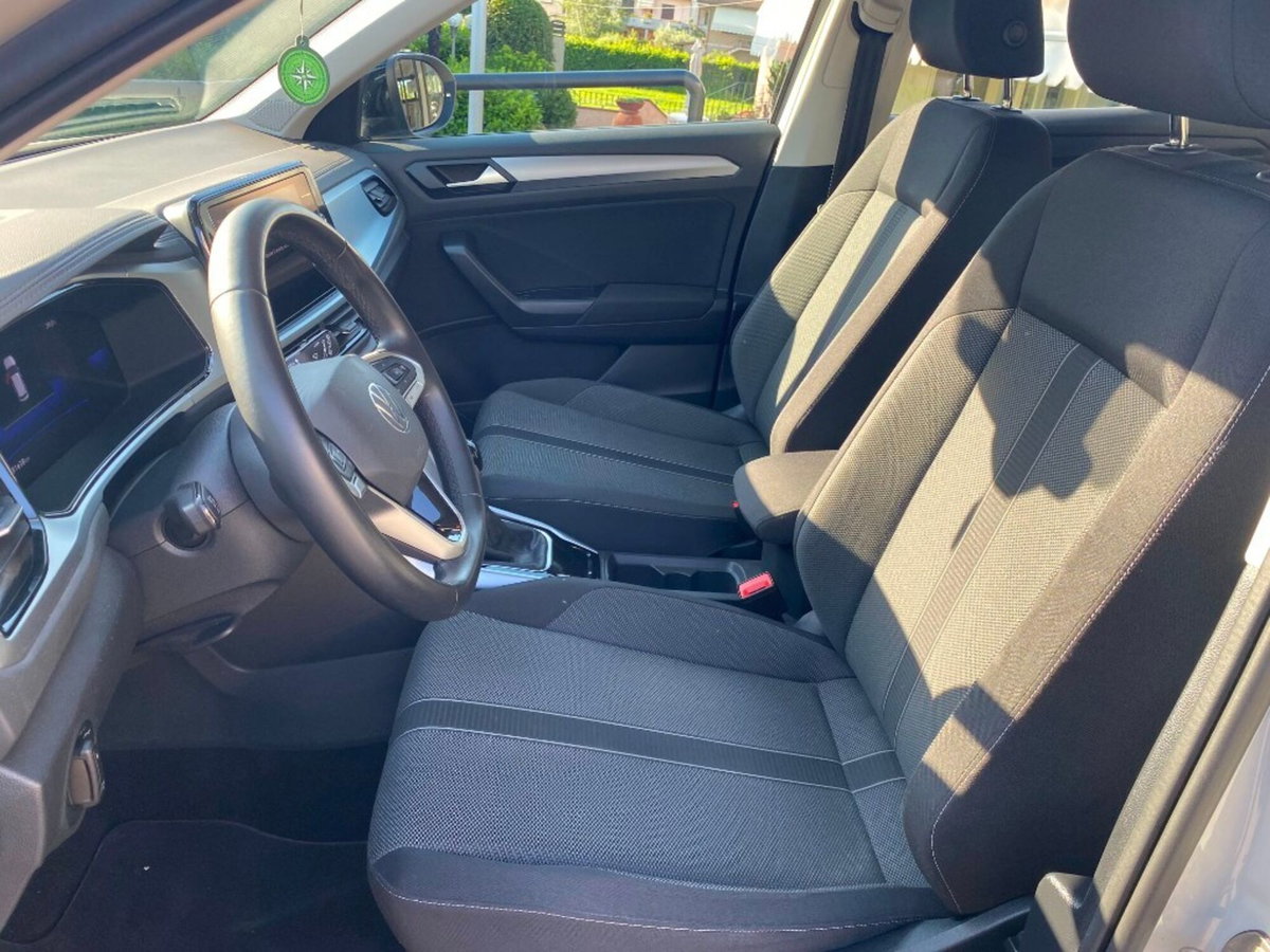 Volkswagen T-Roc 2.0 tdi Life 115cv (8)