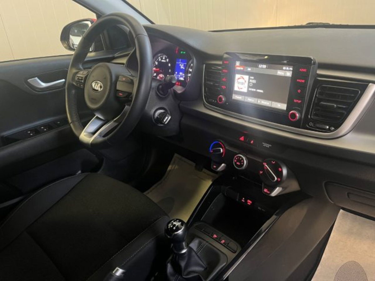 Kia Rio 1.2 MPi Evolution (5)