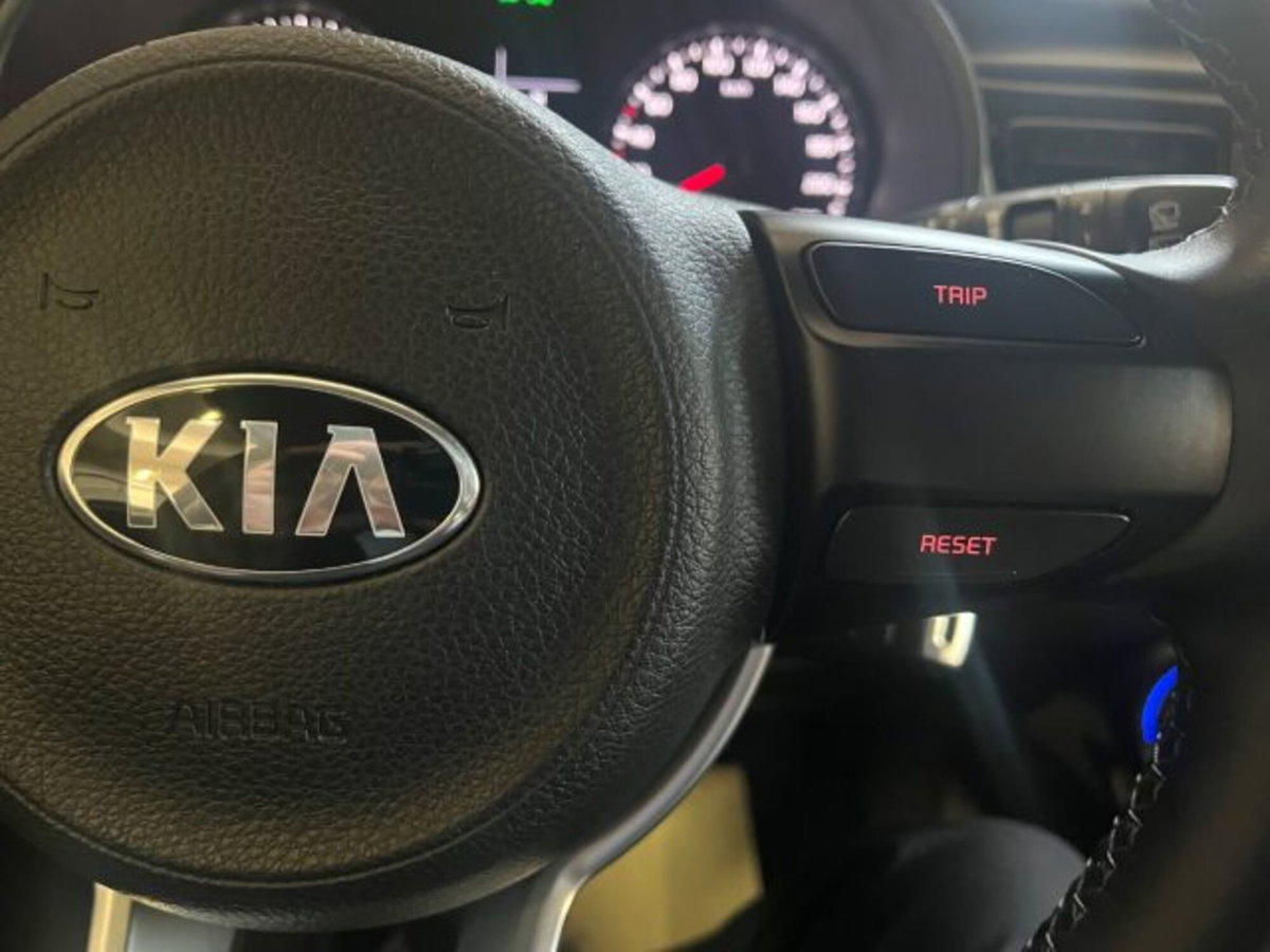 Kia Rio 1.2 MPi Evolution (9)