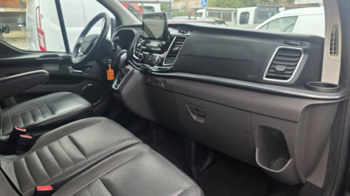 Ford Tourneo Custom 320 2.0 TDCi 170CV aut. PL Titanium (10)
