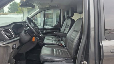 Ford Tourneo Custom 320 2.0 TDCi 170CV aut. PL Titanium (9)