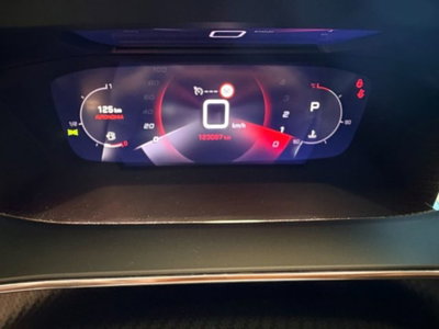 Peugeot 2008 BlueHDi 130 S&S EAT8 GT (12)