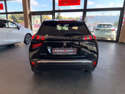 Peugeot 2008 BlueHDi 130 S&S EAT8 GT (3)