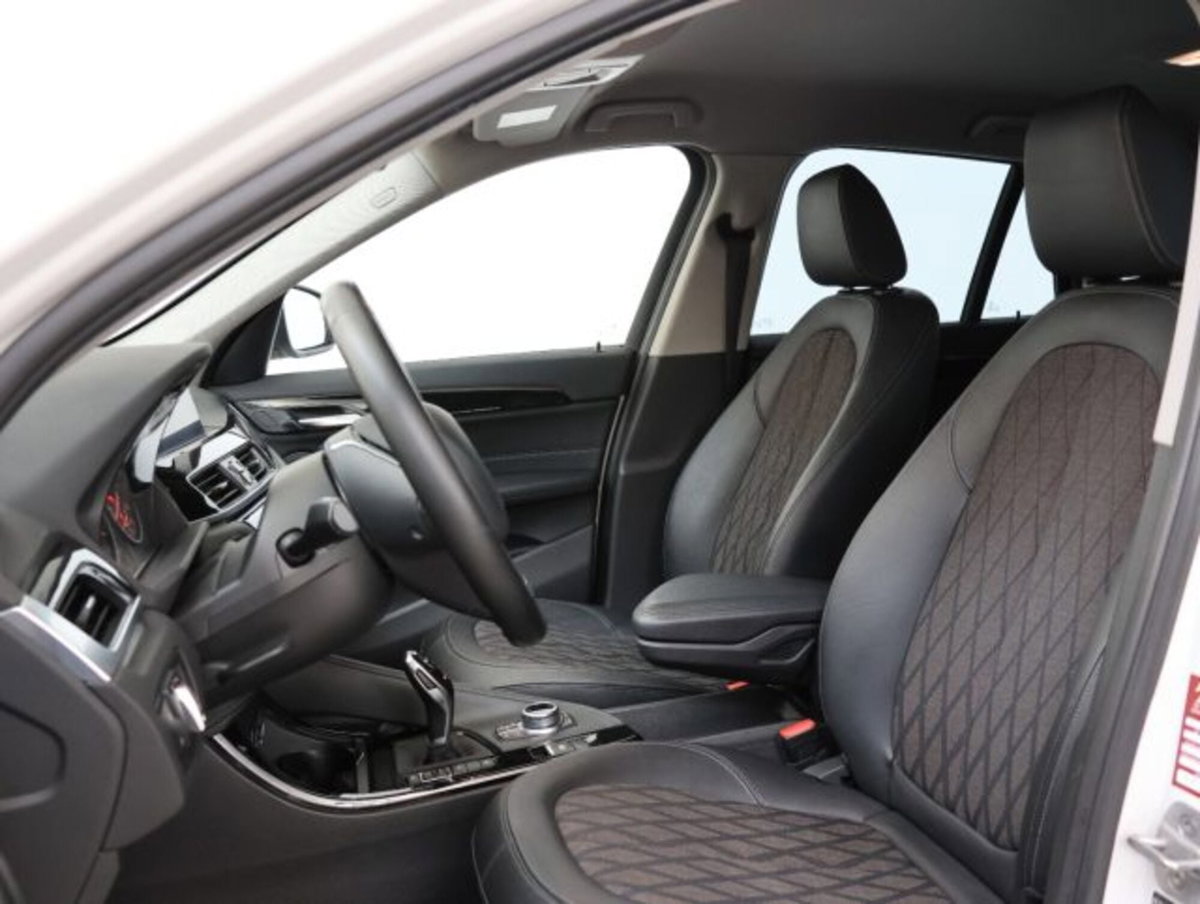 BMW X1 xDrive 20d xLine (8)