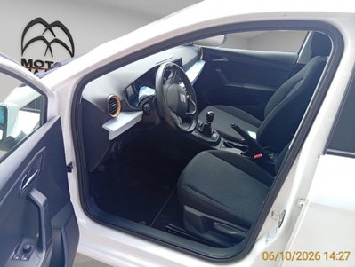 SEAT Ibiza 1.0 TGI 5 porte Style (11)