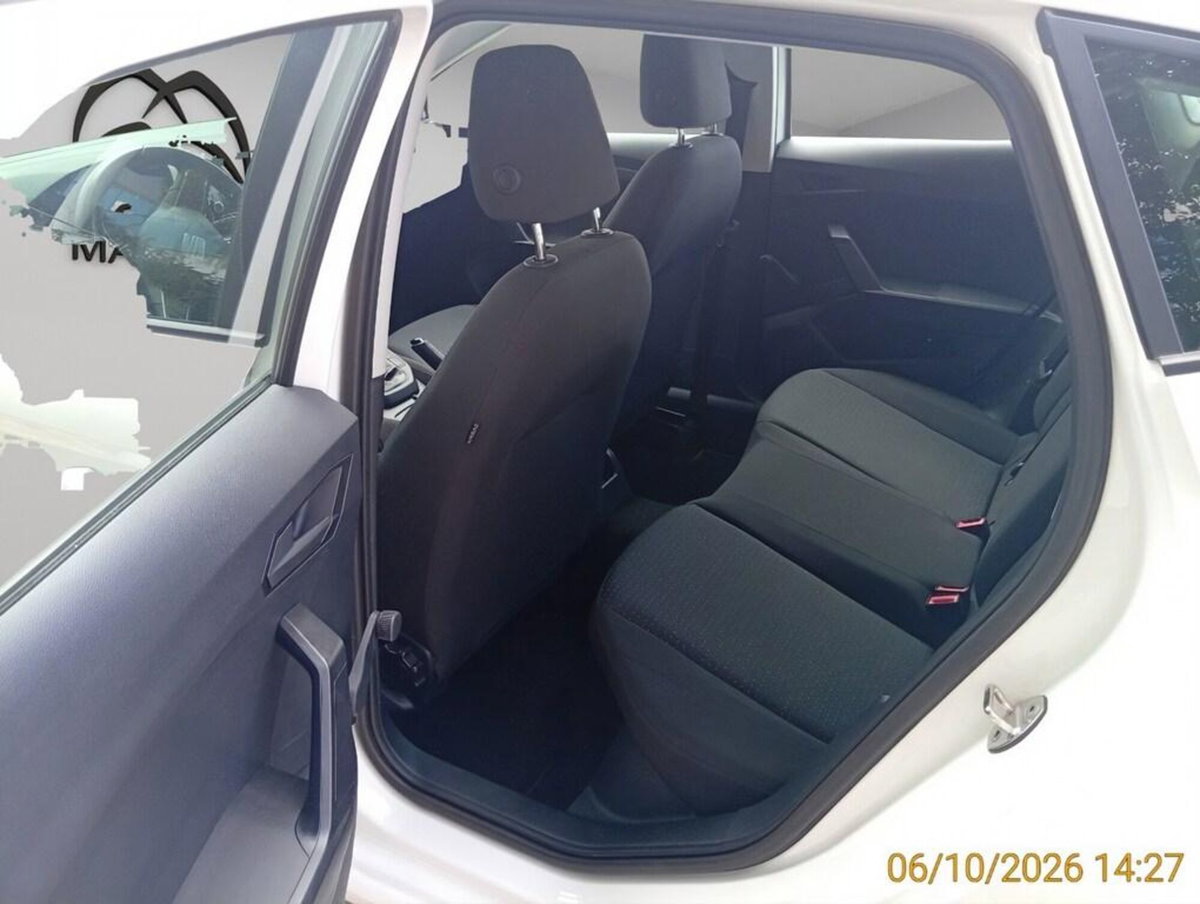 SEAT Ibiza 1.0 TGI 5 porte Style (13)