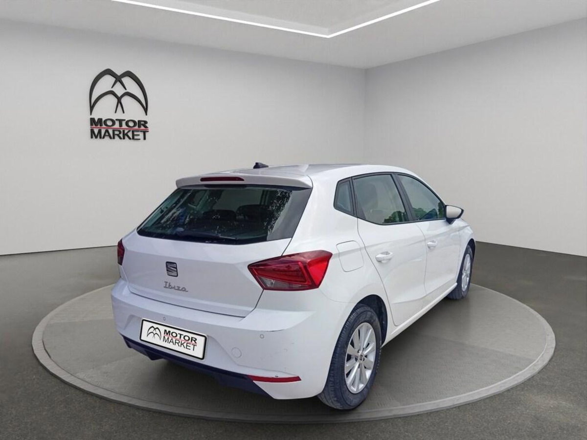SEAT Ibiza 1.0 TGI 5 porte Style (7)
