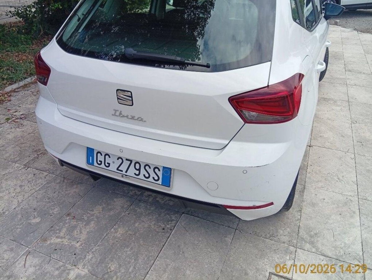 SEAT Ibiza 1.0 TGI 5 porte Style (9)