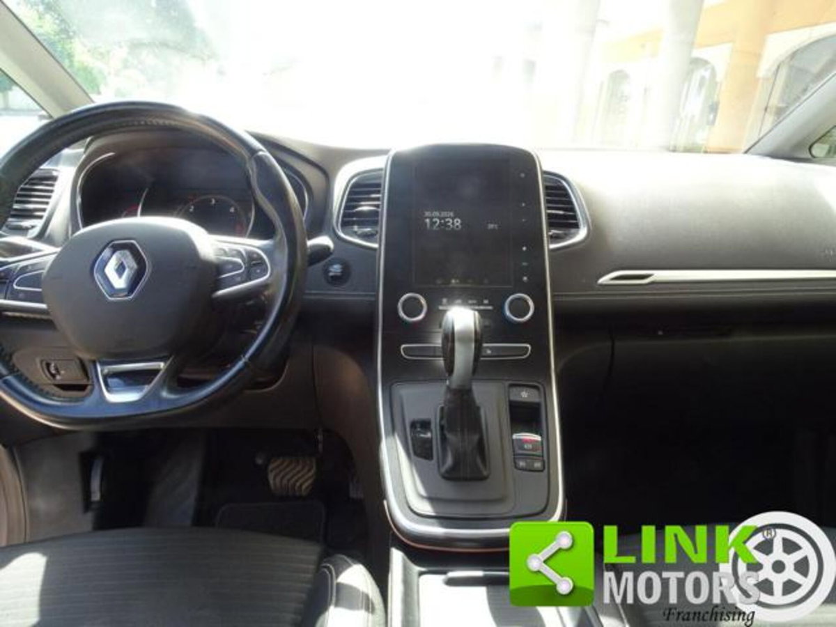 Renault Scenic E-Tech Electric 1.5 dCi 110CV Attractive (10)