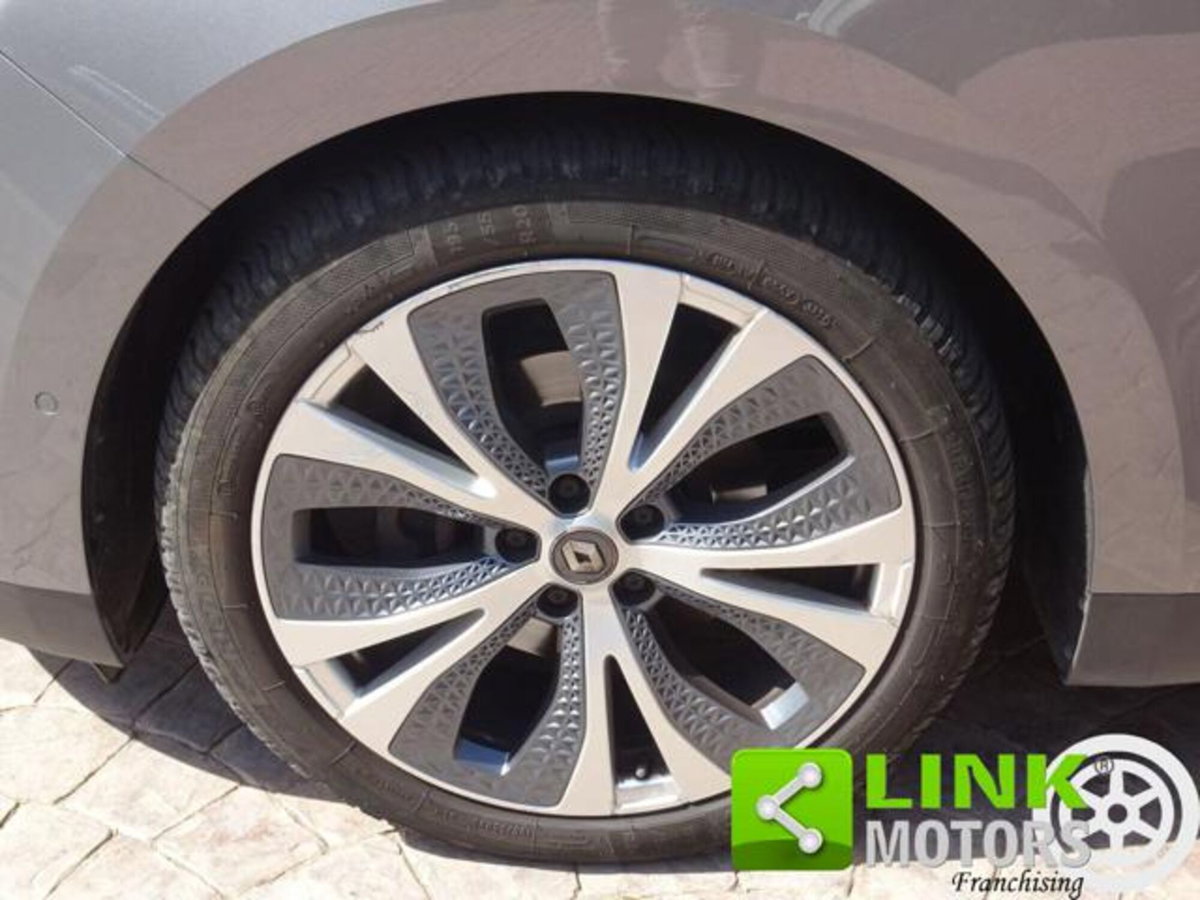 Renault Scenic E-Tech Electric 1.5 dCi 110CV Attractive (13)