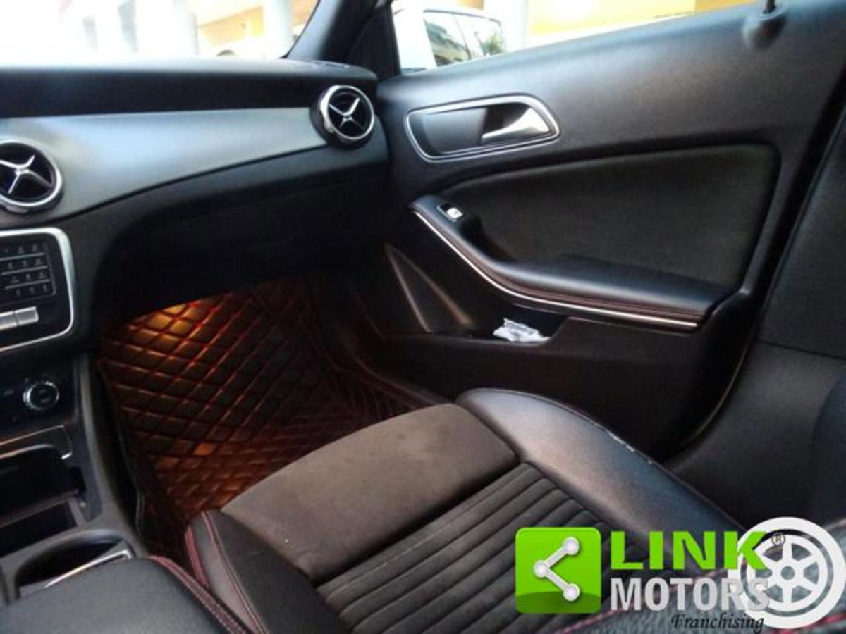 Mercedes-Benz GLA SUV 220 CDI Automatic Premium (11)