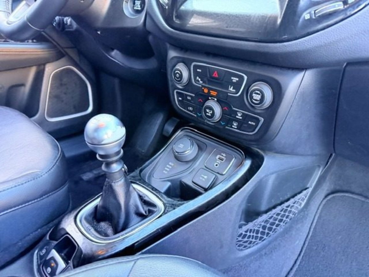 Jeep Compass 2.0 Multijet II 4WD Business (11)