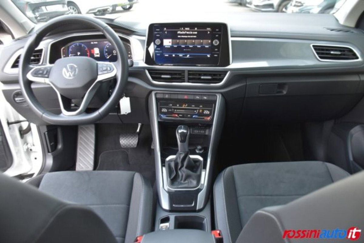 Volkswagen T-Roc 1.5 tsi Style dsg (10)
