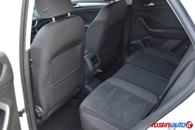 Volkswagen T-Roc 1.5 tsi Style dsg (12)