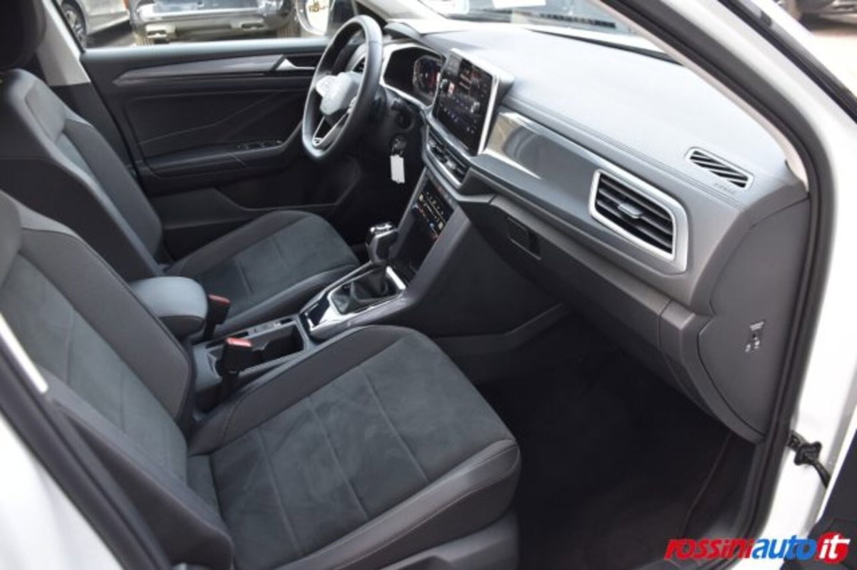 Volkswagen T-Roc 1.5 tsi Style dsg (14)