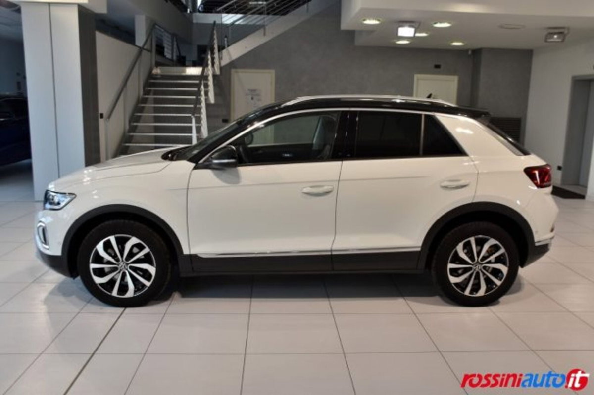 Volkswagen T-Roc 1.5 tsi Style dsg (2)