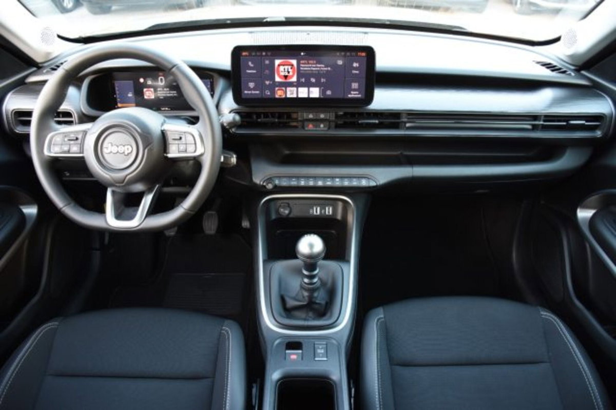 Jeep Avenger 1.2 turbo Altitude fwd 100cv (8)