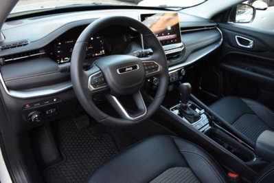 Jeep Compass 1.3 T4 190 CV PHEV AT6 4xe Longitude (5)