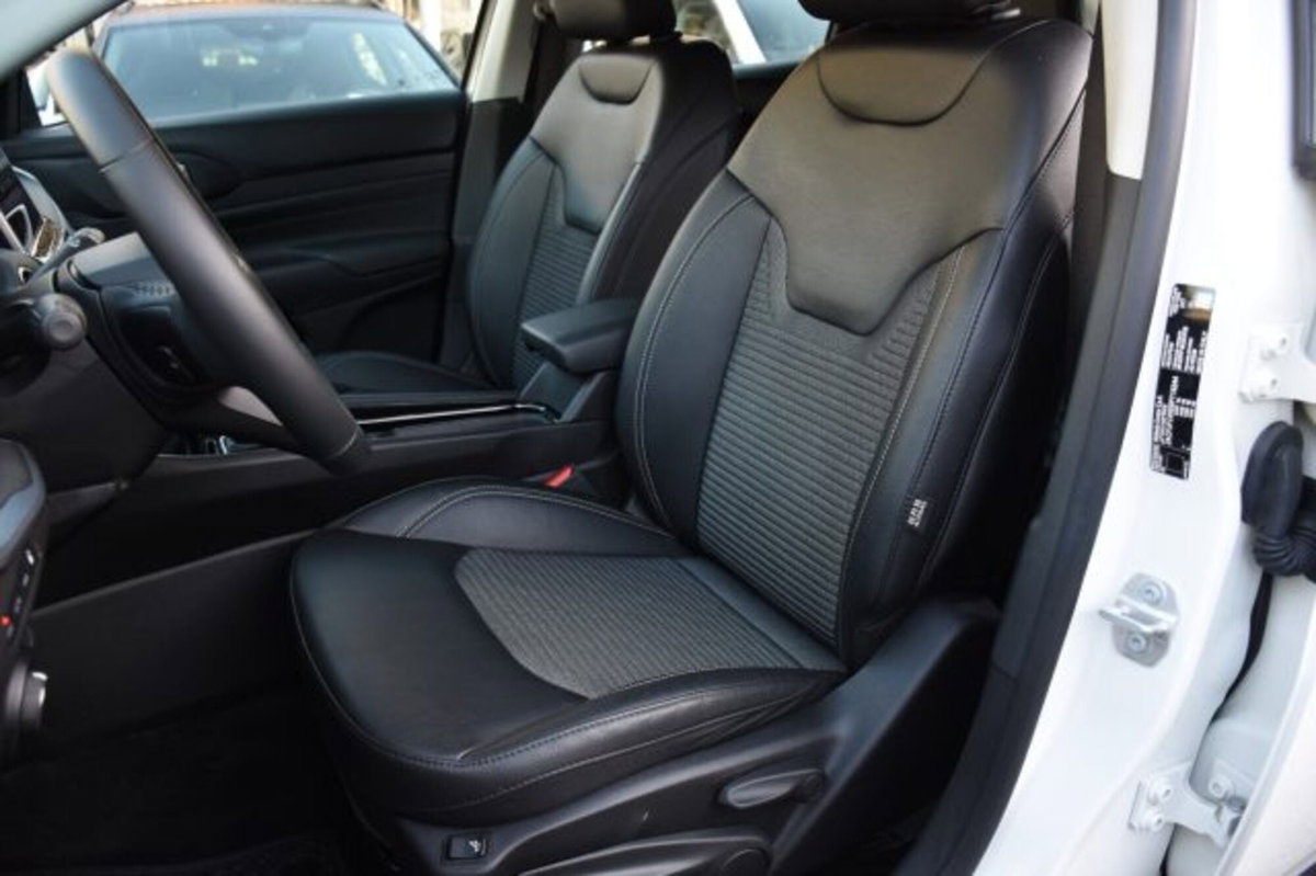 Jeep Compass 1.3 T4 190 CV PHEV AT6 4xe Longitude (6)