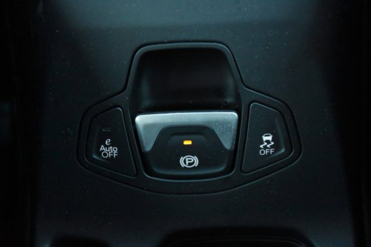 Jeep Renegade 1.5 turbo t4 mhev Altitude 2wd dct (19)