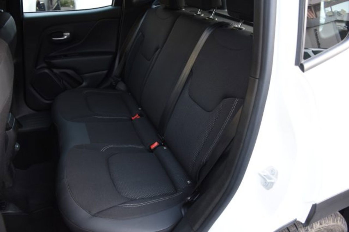 Jeep Renegade 1.5 turbo t4 mhev Altitude 2wd dct (7)