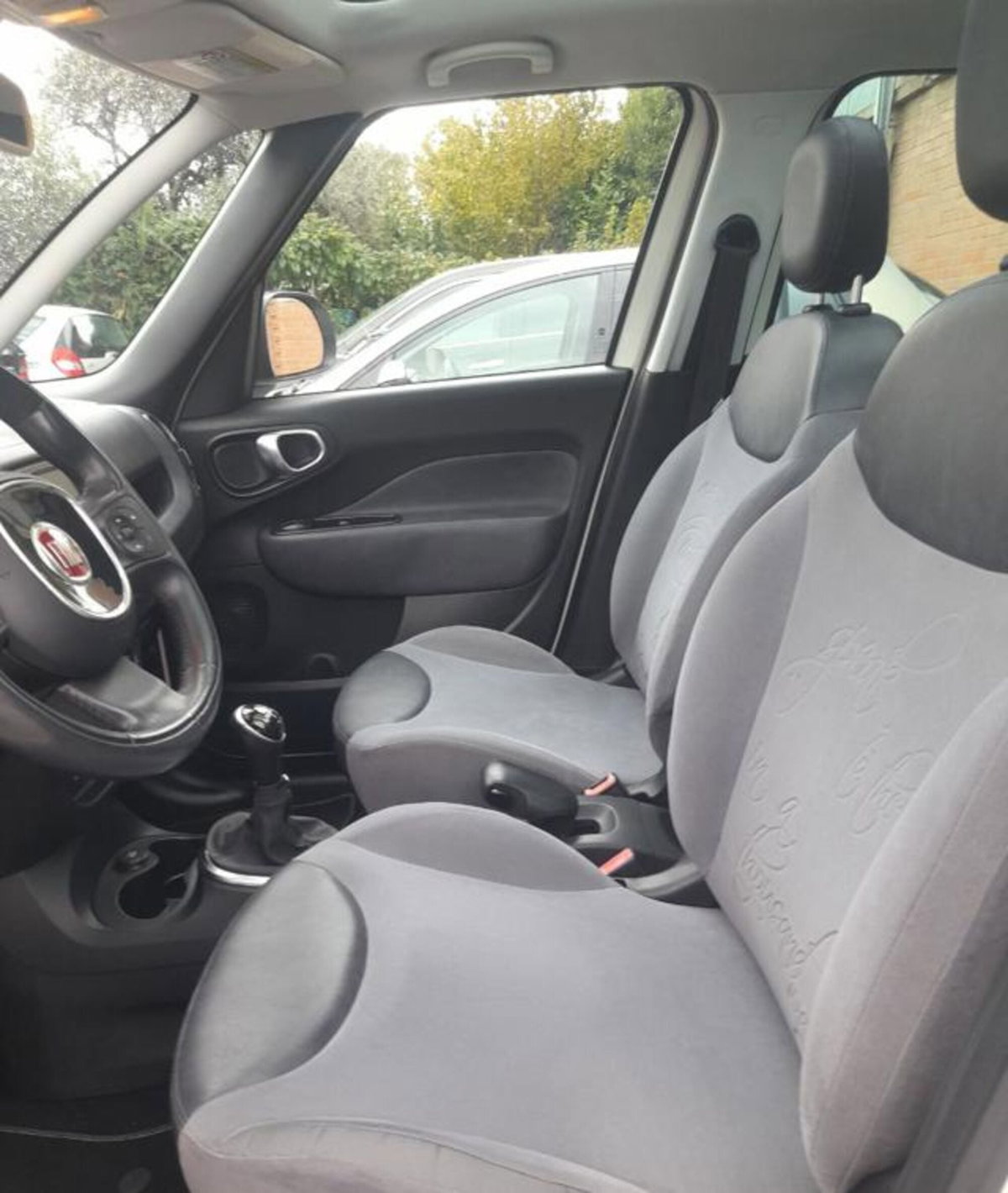 Fiat 500L 1.3 Multijet 85 CV Dualogic Lounge (9)