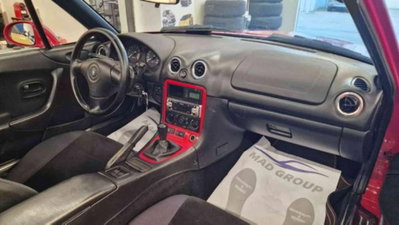 Mazda MX-5 1.8i 16V cat (9)