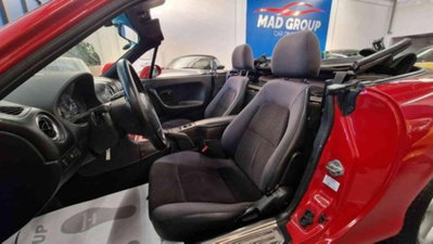 Mazda MX-5 1.8i 16V cat (6)