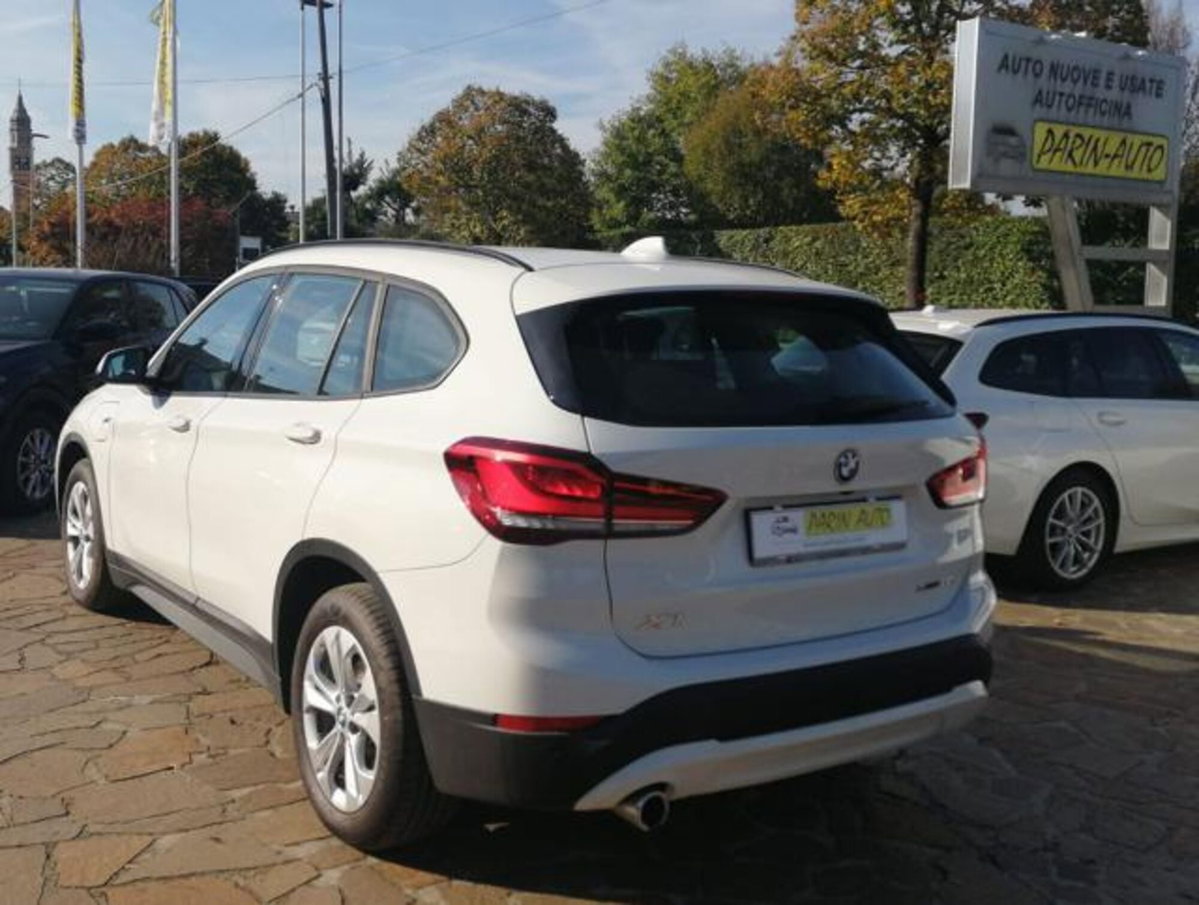 BMW X1 xDrive25e Business Advantage (5)