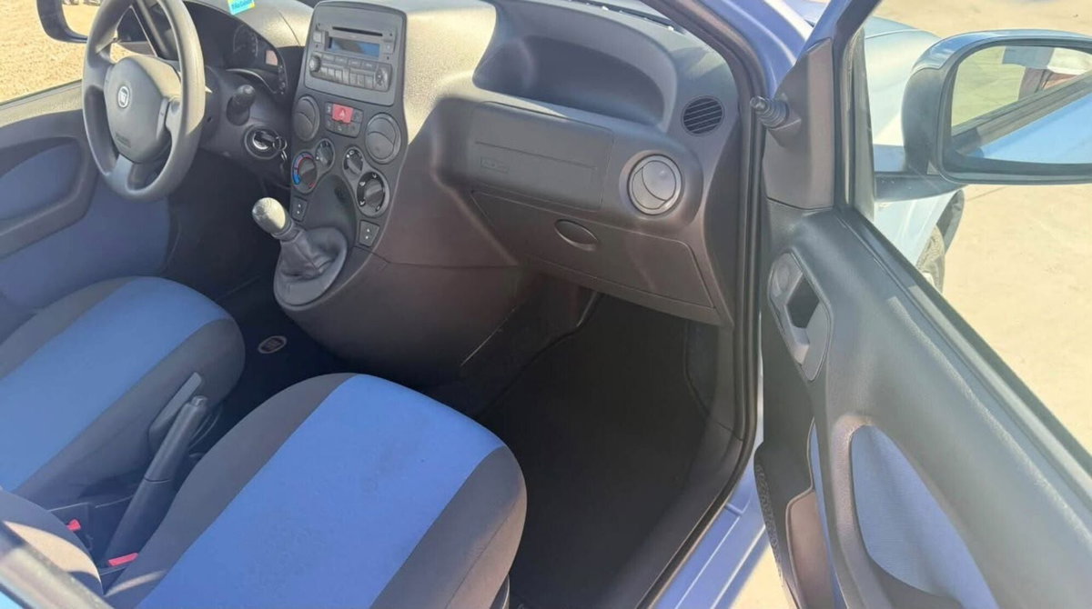 Fiat Panda 1.2 Emotion (10)