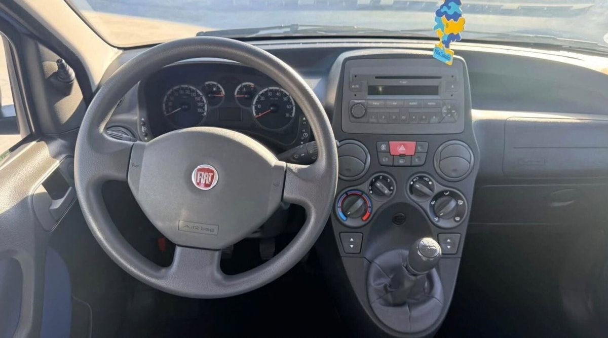 Fiat Panda 1.2 Emotion (13)